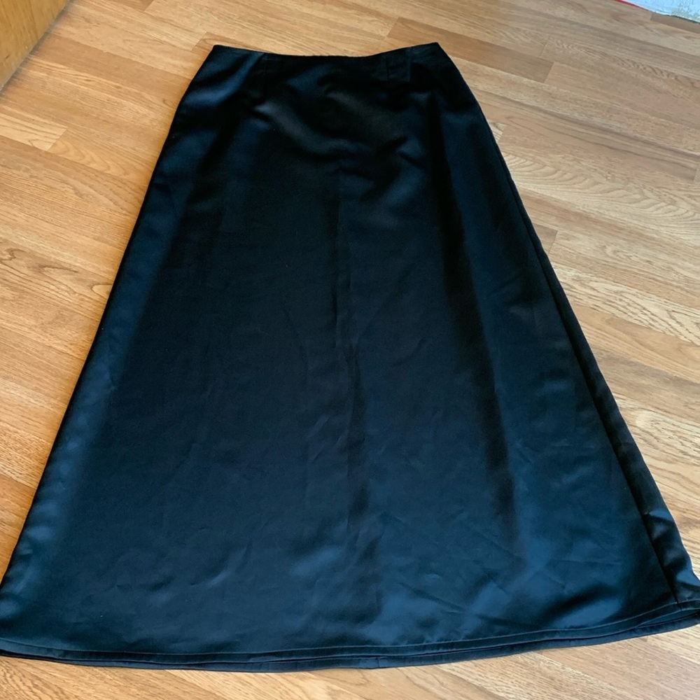 Vintage U3 Collection, classic solid black satin evening maxi skirt. Size 16.